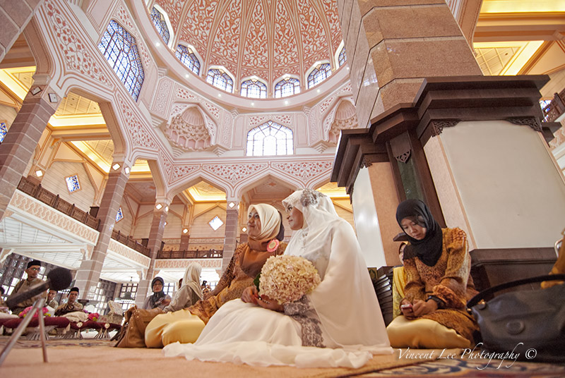 Akad Nikah Proceedings at one of the most beautiful mosque I've ever visit @ putrajaya