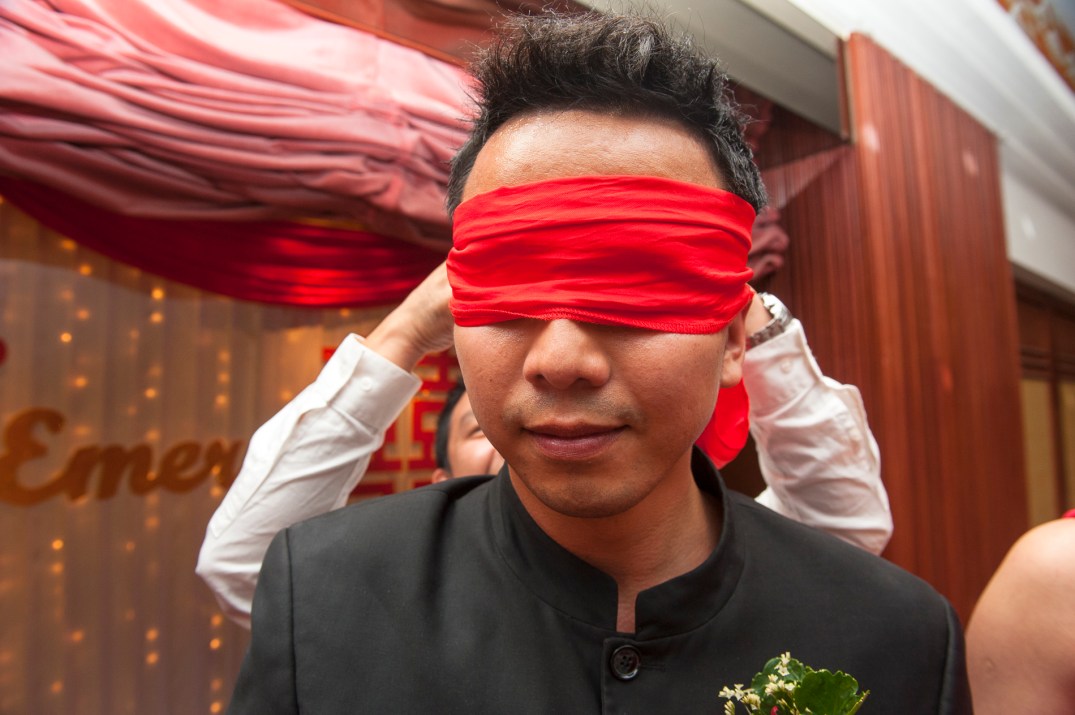 The game for the groom to "smell" and identify his newly married wife