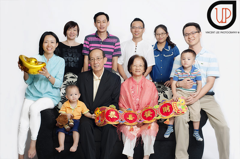Choy's family portrait CNY theme