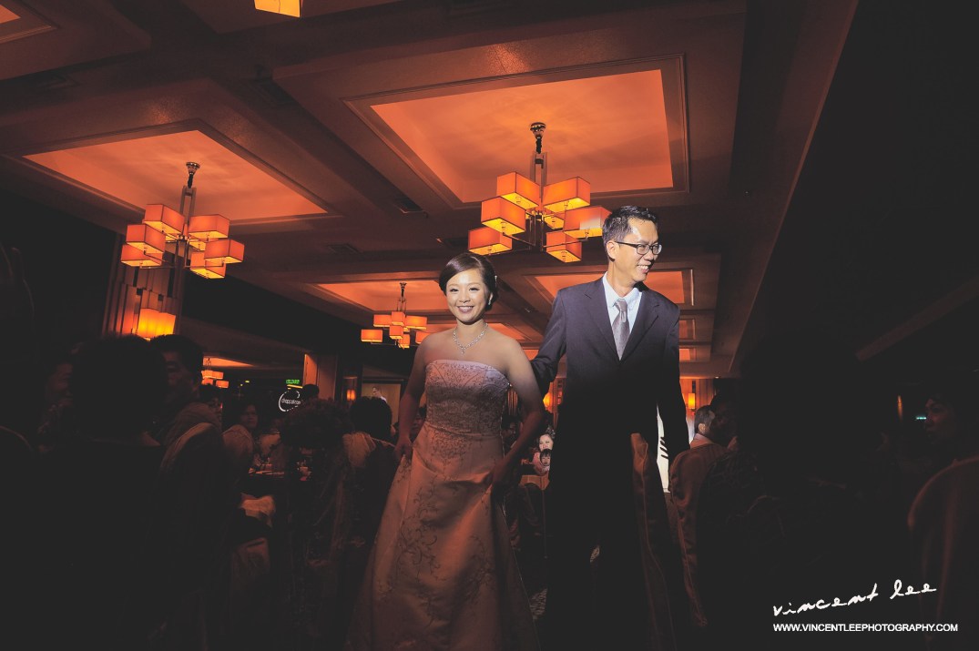 Receiving all the blessings from the wedding guest