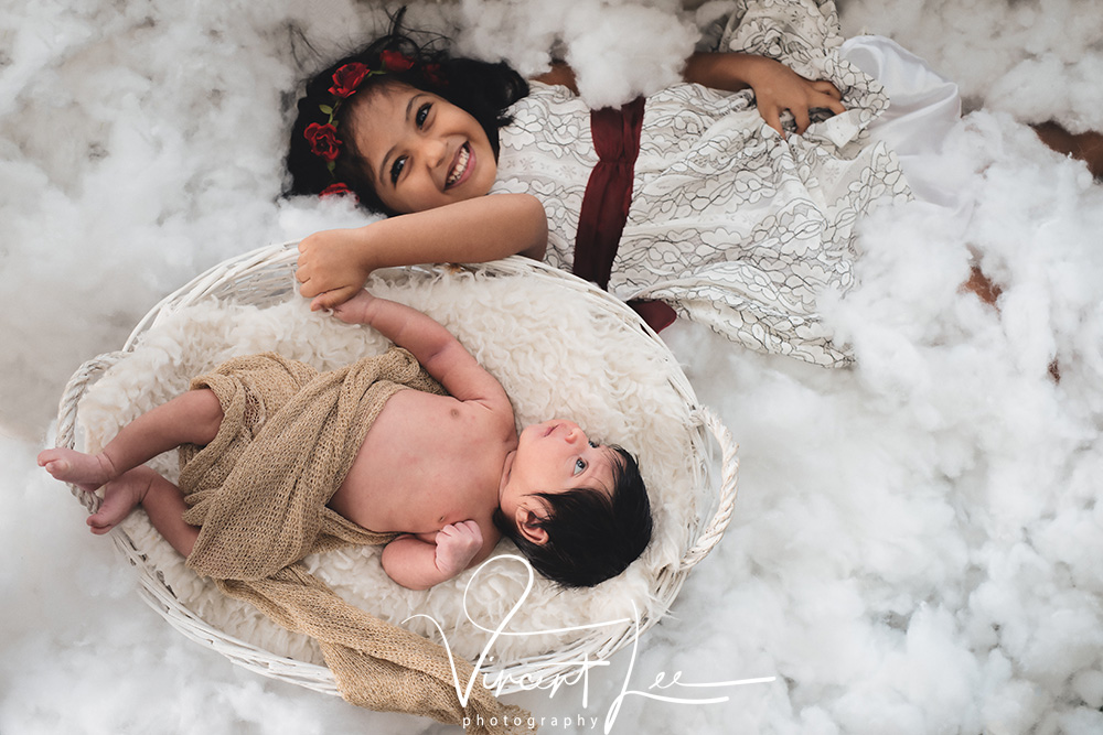 amazing deals newborn with sister photoshoot portrait studio